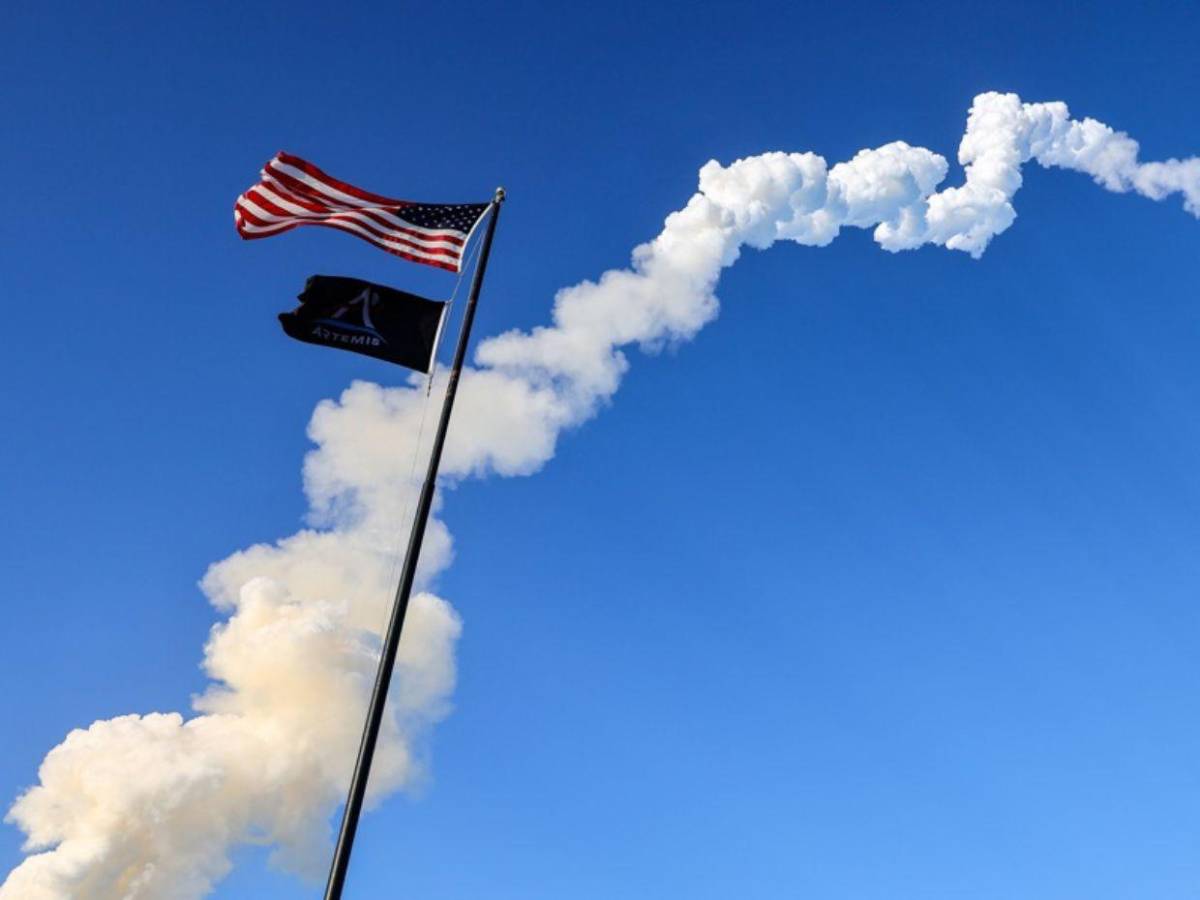 Astronautas de Artemis II captan increíbles imágenes de la Tierra vista desde el espacio