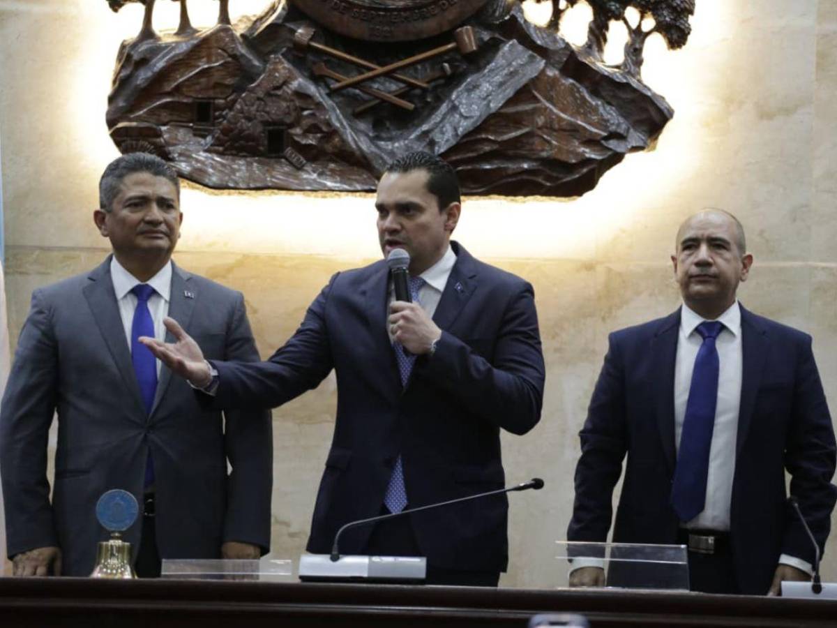 Maneja Adobe, Canva y redes: Godofredo Fajardo revela funciones de su hija en alcaldía de Tegucigalpa