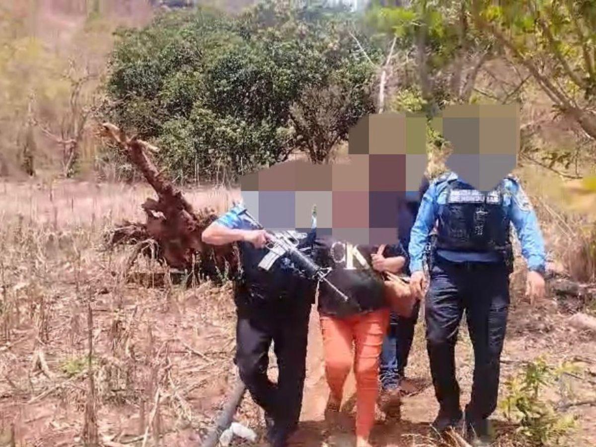 Rescatan a empresaria en montaña de El Paraíso; estaba secuestrada