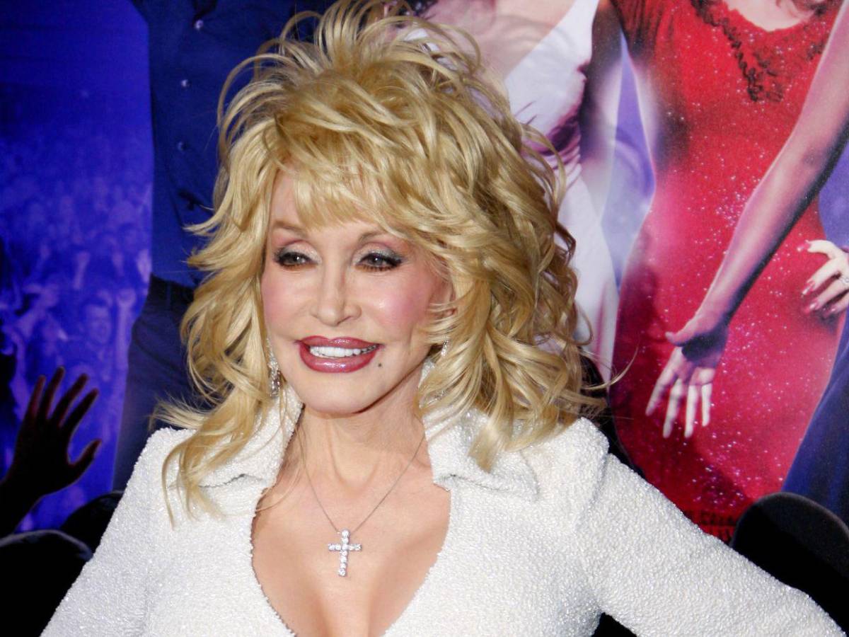 ¿Qué complicaciones médicas sufrió Dolly Parton antes de morir?