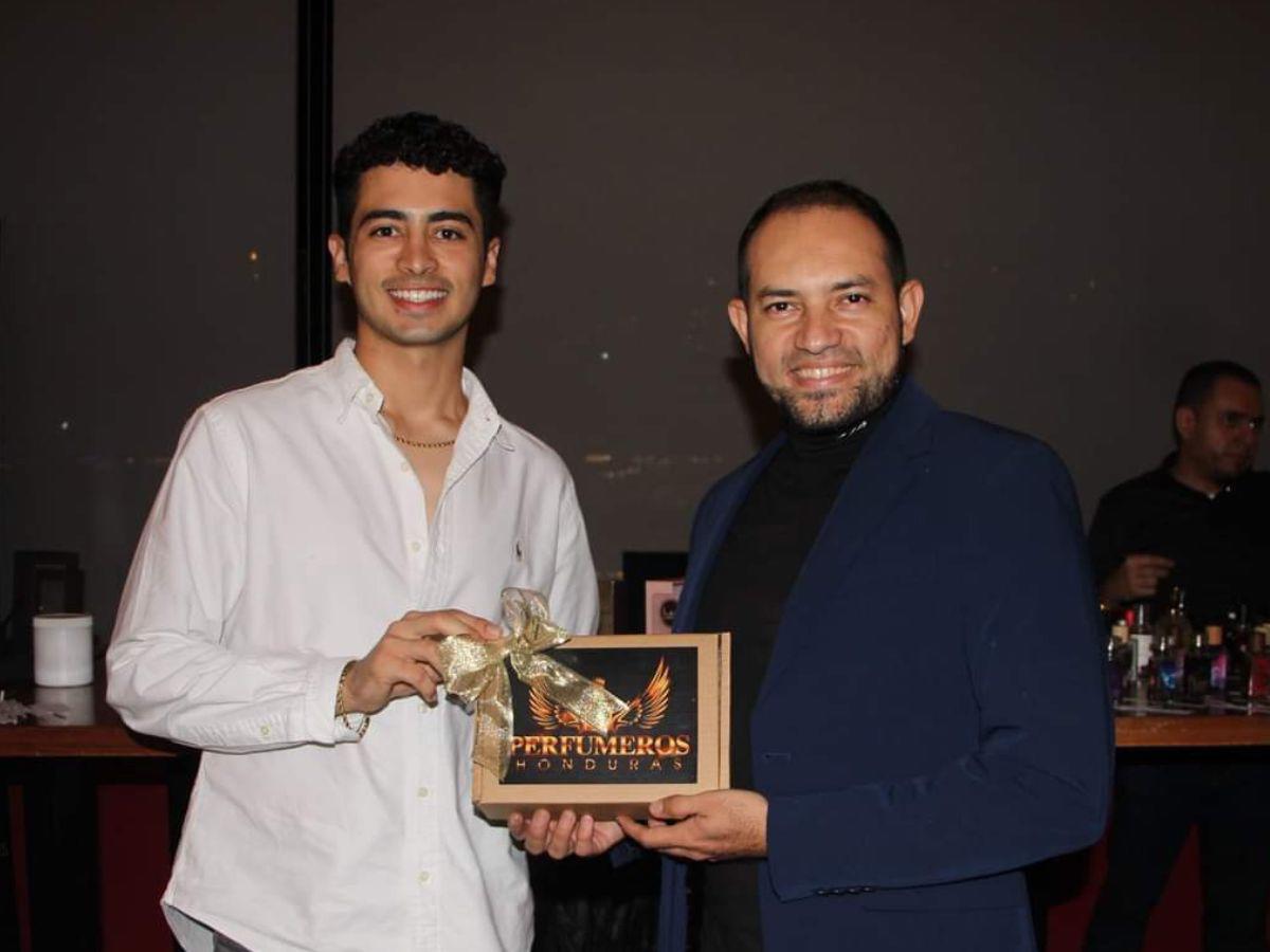 Personalidades de las redes sociales se hicieron presentes al evento.