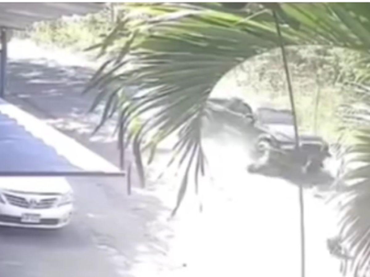 Captura de pantalla del video donde se captó el fatal accidente. Captura de pantalla del video donde se captó el fatal accidente.