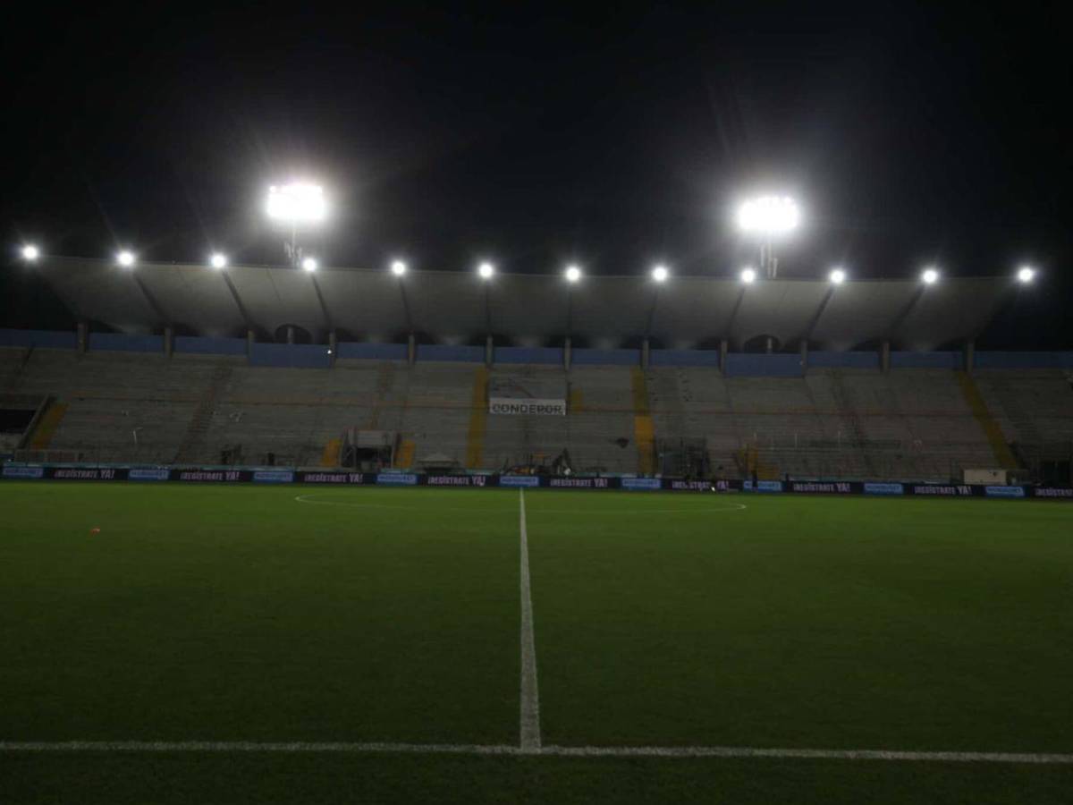 Aficionados del Motagua llegaron al estadio para vivir la fase triangular