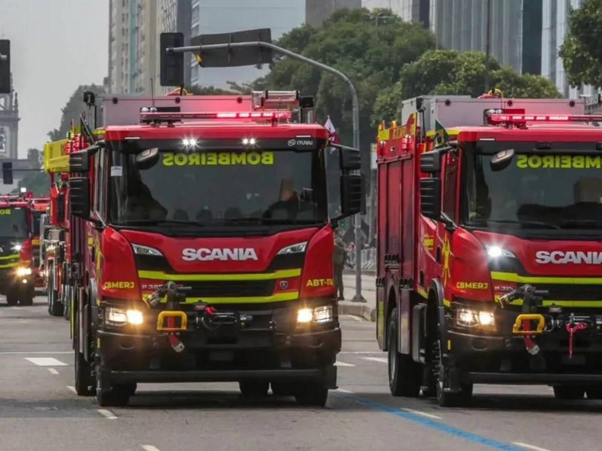 “Pedían auxilio desde ventanas”: incendio en fábrica de disfraces en Río de Janeiro