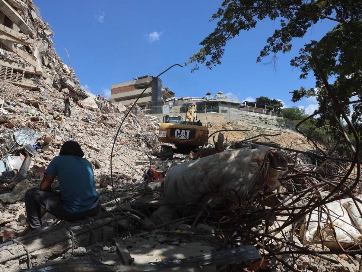A una semana de los terremotos, Venezuela aún enfrenta la devastación y el dolor