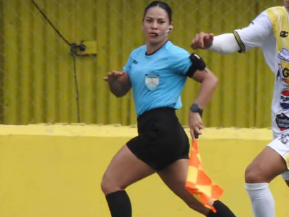 Nolvia Hernández, la hermosa árbitra hondureña que roba suspiros en redes sociales