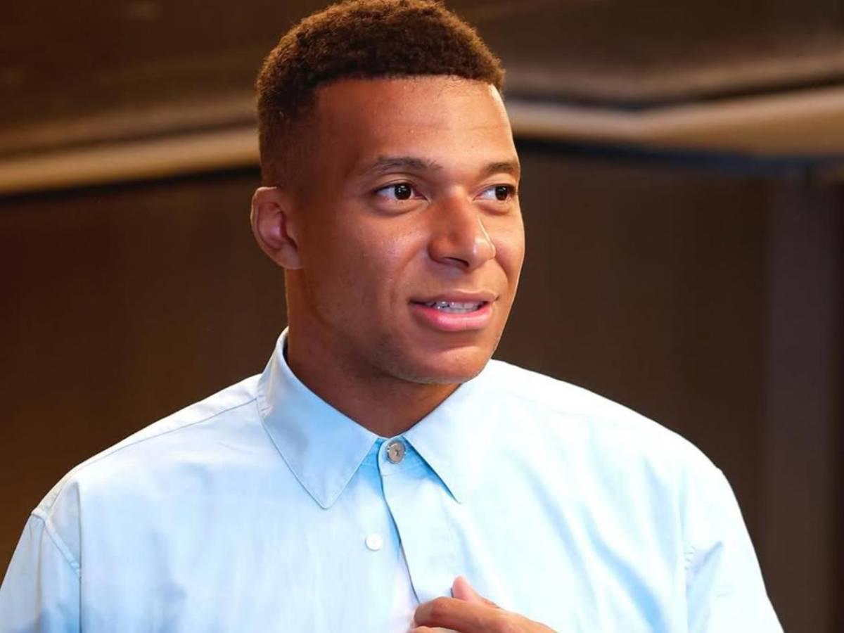 Destapan romance de Mbappé con famosa modelo que habría salido con uno de sus compañeros de equipo