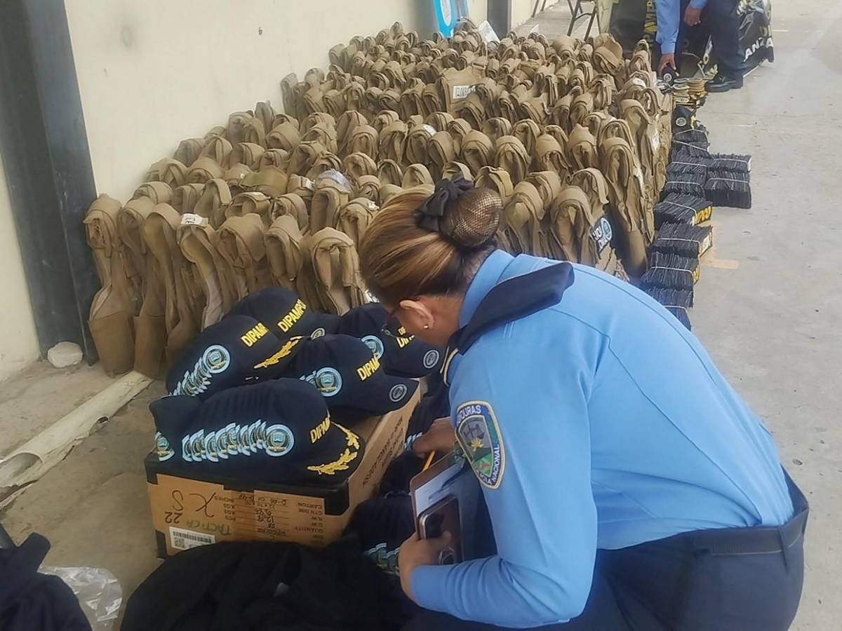 Policías no tienen permitido usar pasamontañas: inicia retiro de indumentaria de Dipampco