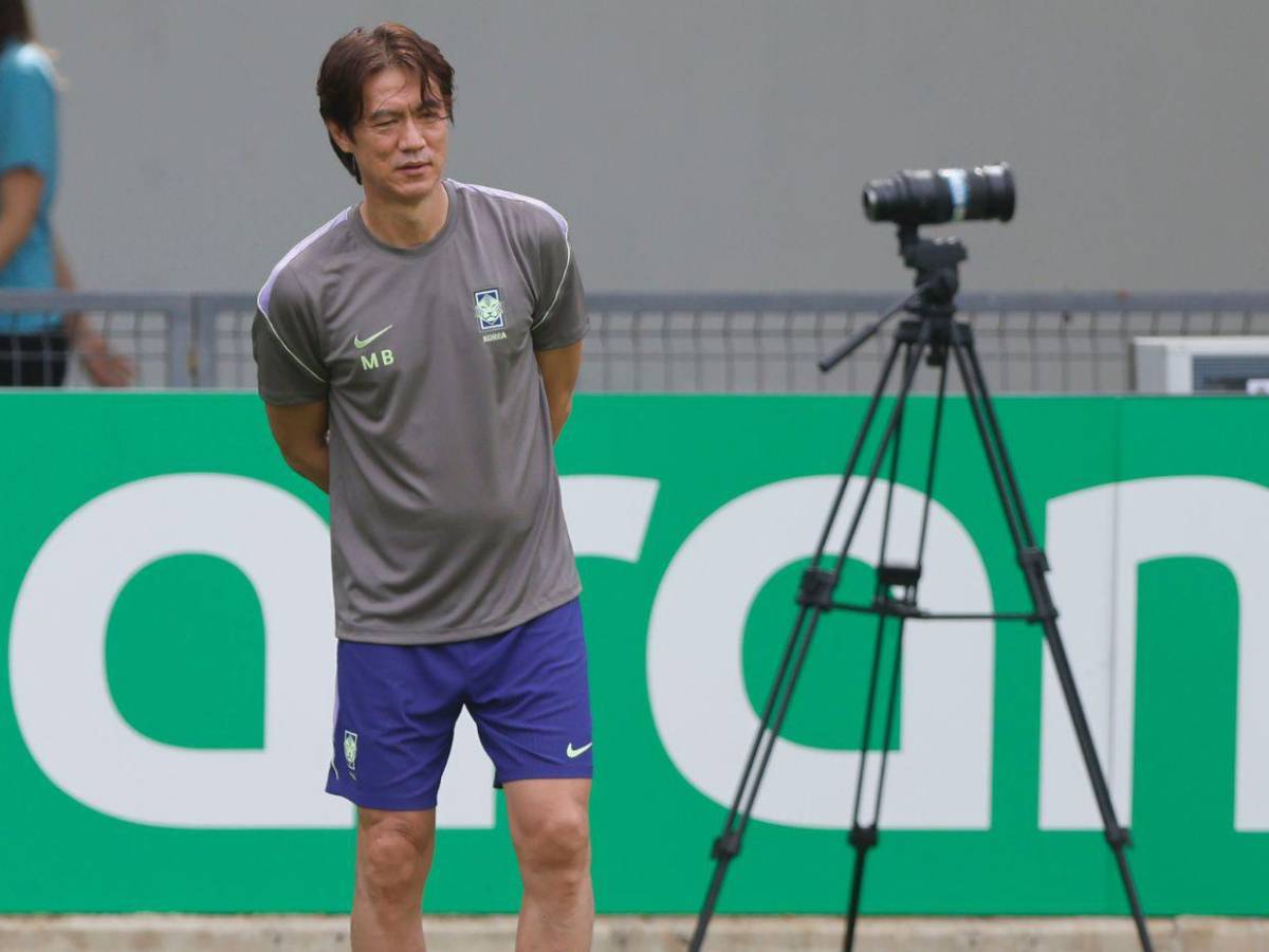 DT Hong Myung-bo abandona Corea del Sur tras recibir amenazas de muerte por la eliminación del Mundial 2026
