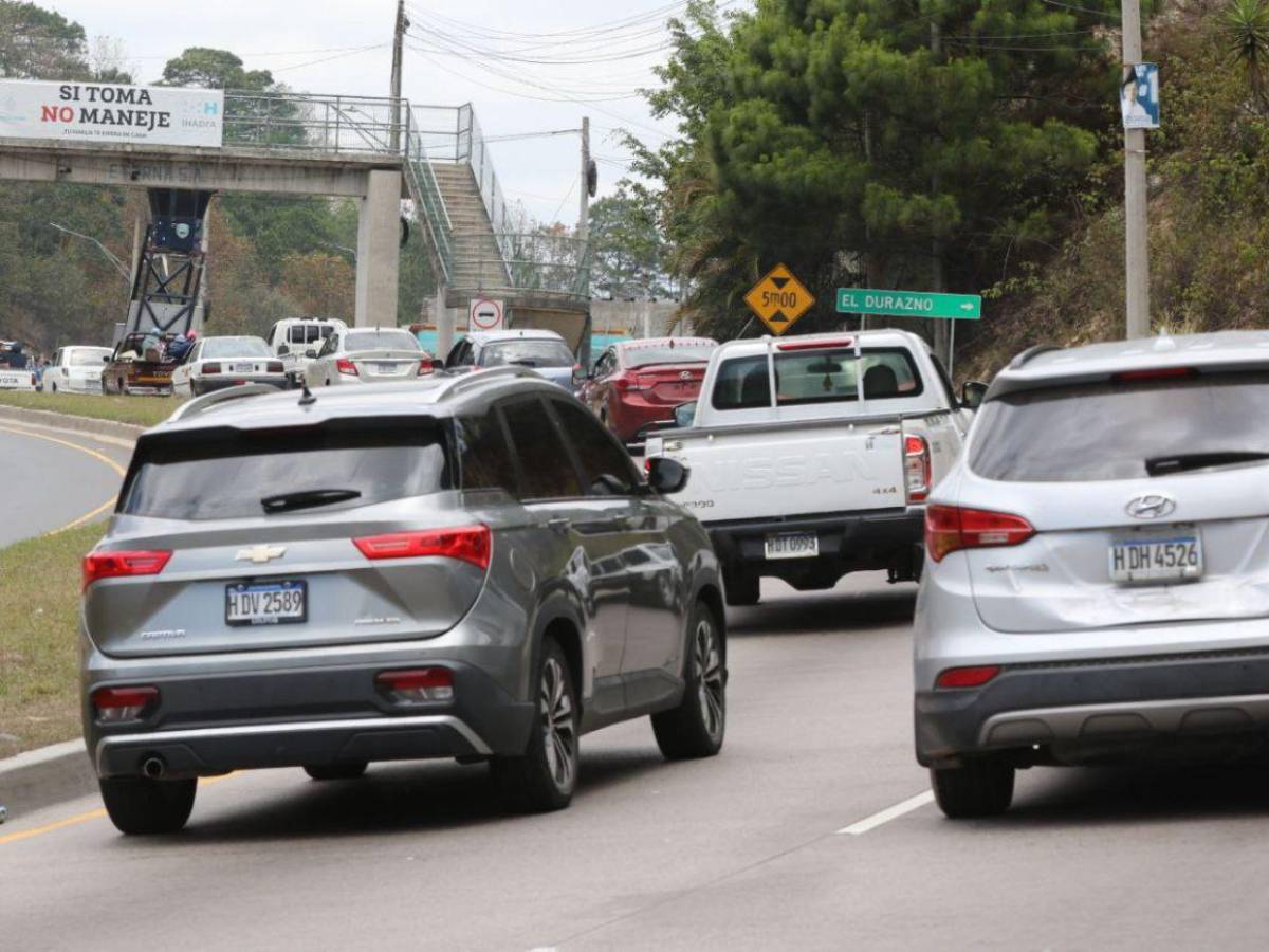 Retorno seguro: vacacionistas regresan a la capital tras Semana Santa 2025