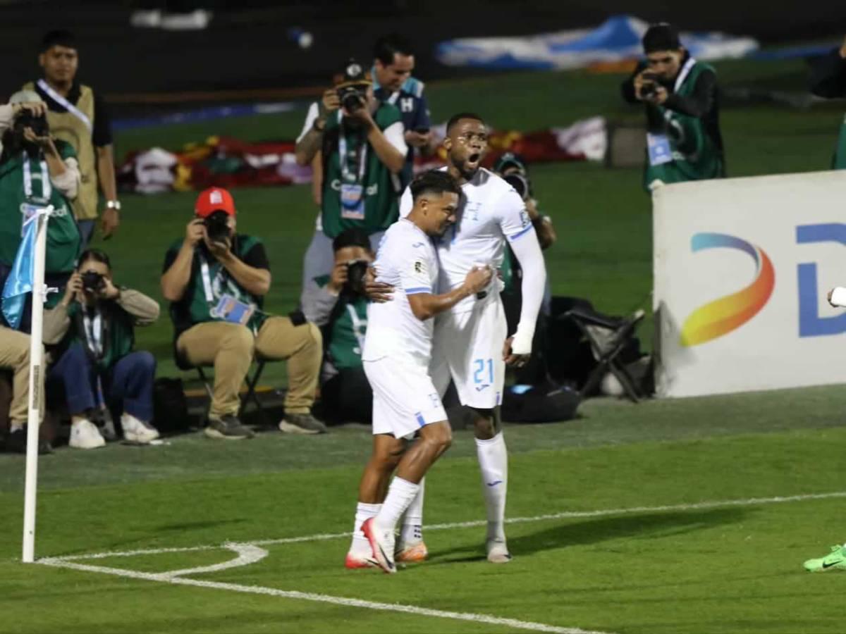 Lo que hizo la pareja del año, lindas chicas y bronca: Postales del triunfo de Honduras vs Nicaragua