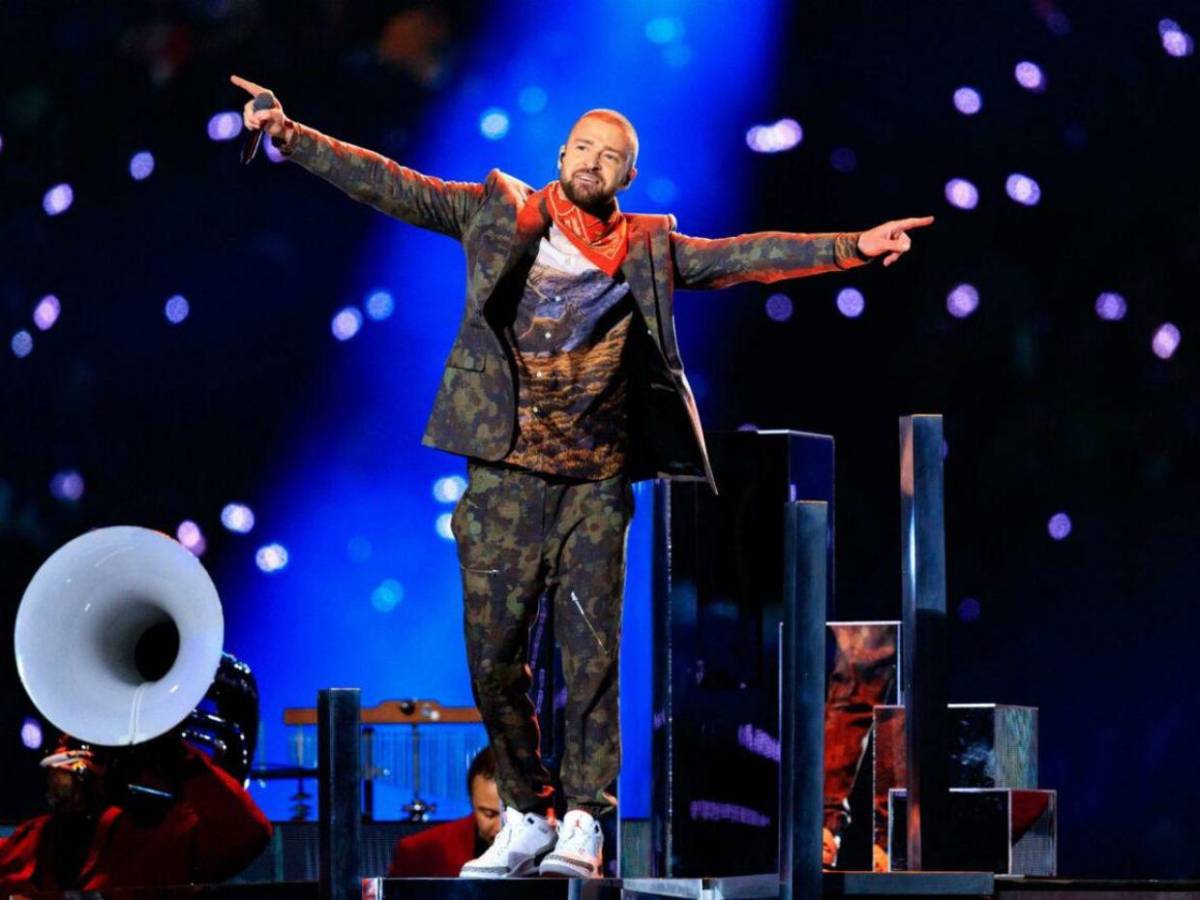 Antes de Bad Bunny: artistas a cargo del show de medio tiempo del Super Bowl