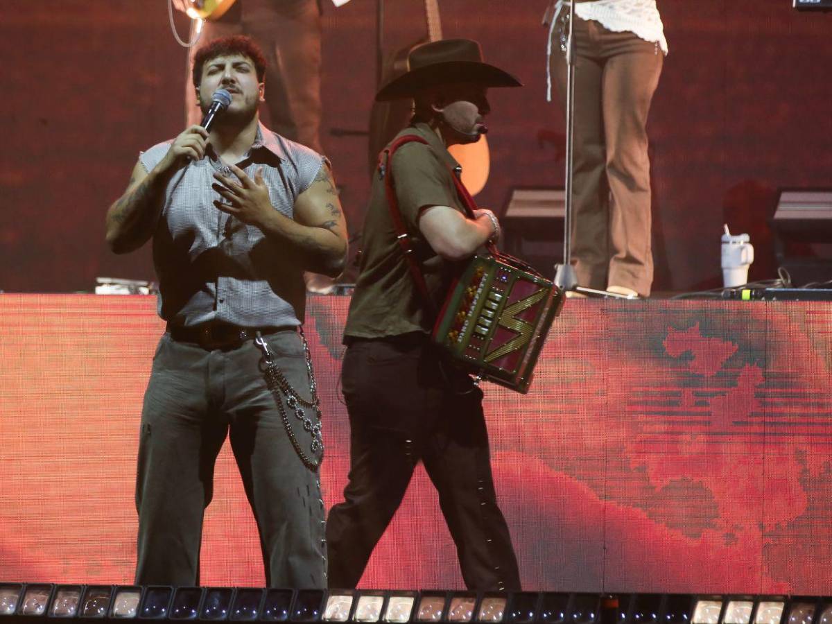 Entre regional mexicano y trap-soul, Grupo Frontera y ROA dieron la pauta en Tegucigalpa
