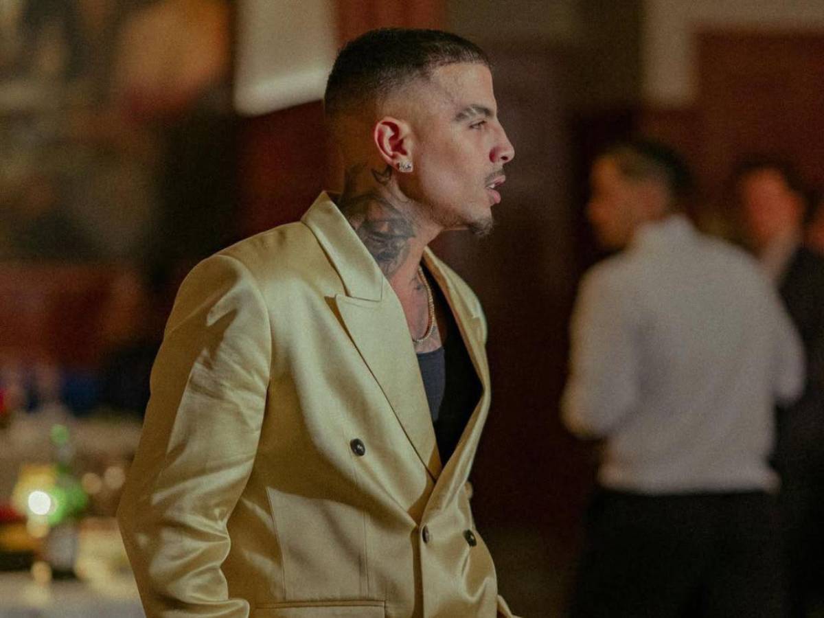 Rauw Alejandro revive la bomba y la salsa en su nuevo disco Cosa nuestra: Capítulo 0