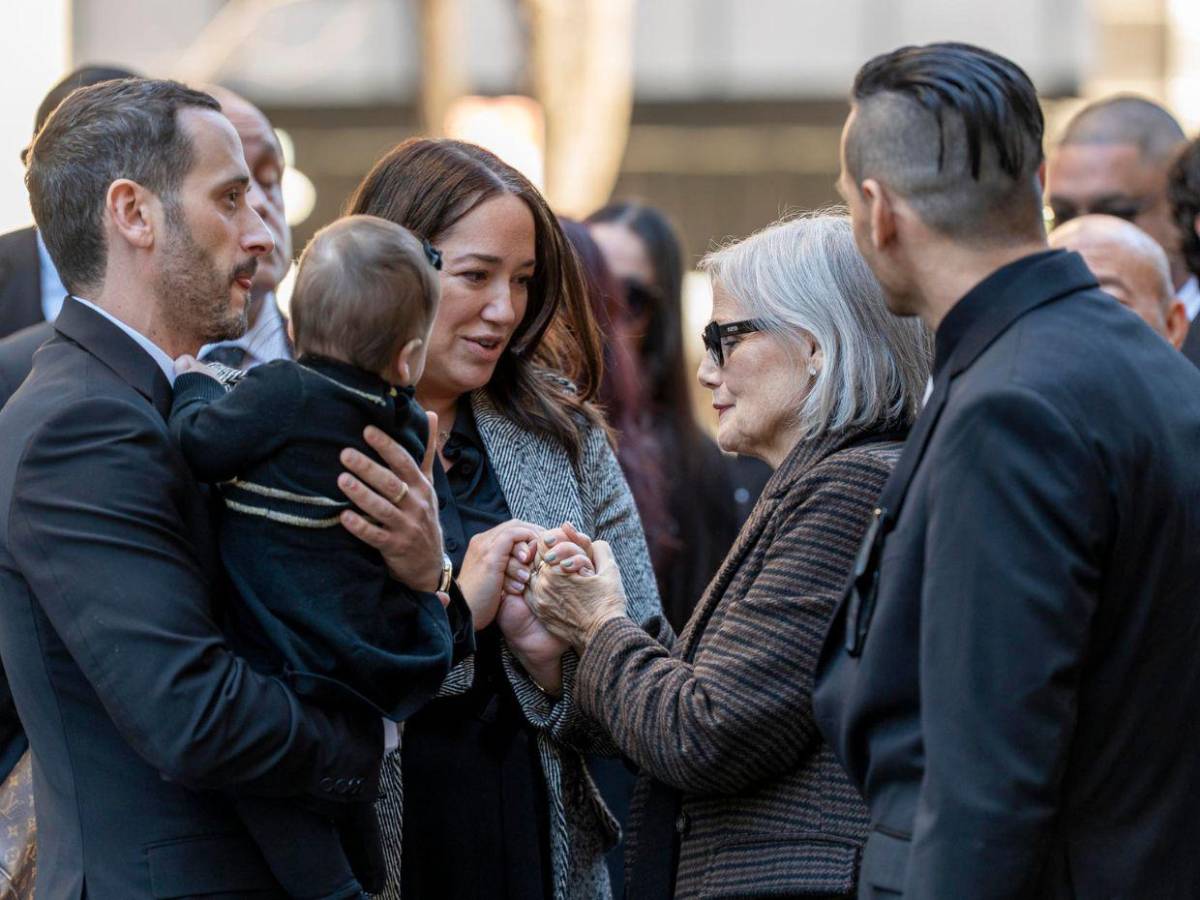 Con una misa pública dan último adiós a Willie Colón, la leyenda de la salsa