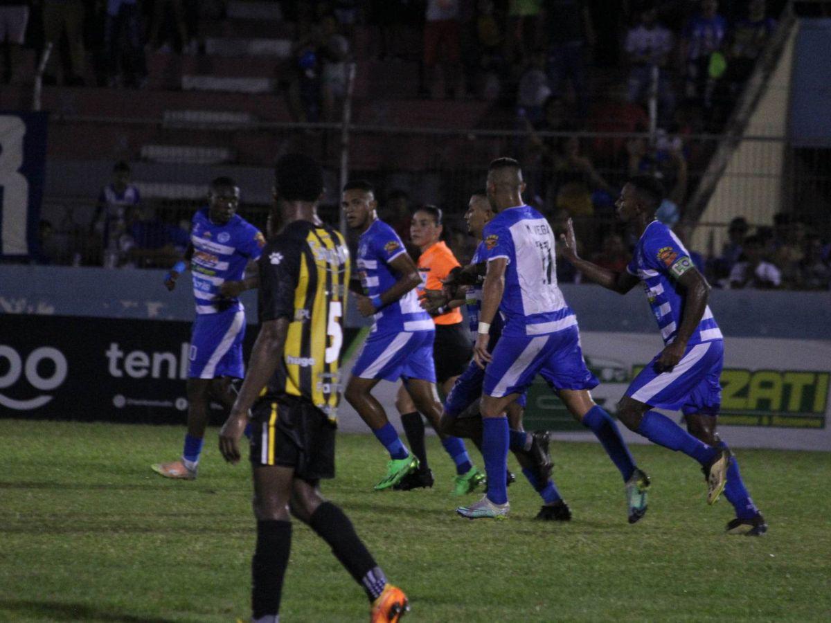 Victoria quita agónico triunfo a Real España y sigue con vida en su aspiración de llegar a semifinales