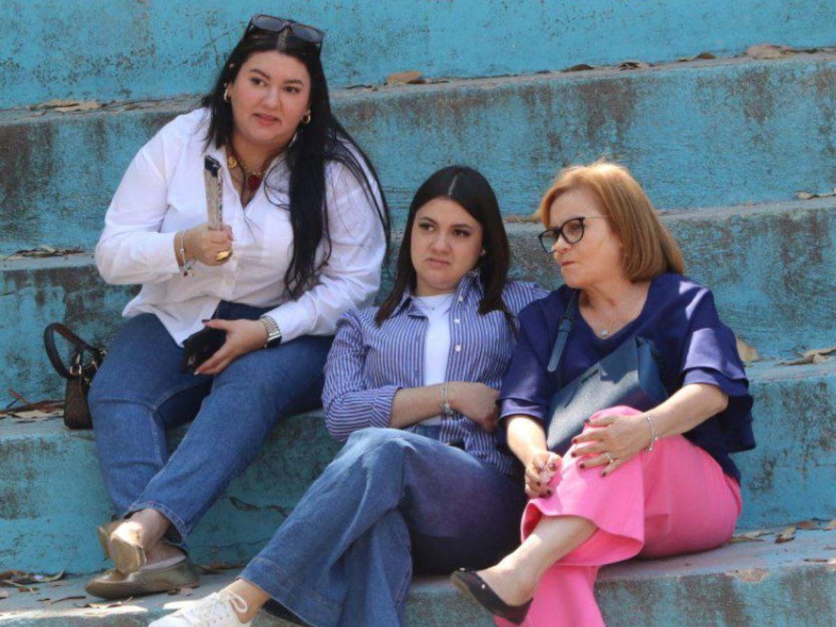 ¡Sin maletas electorales! Retraso en entrega de material mantiene en vilo a la población