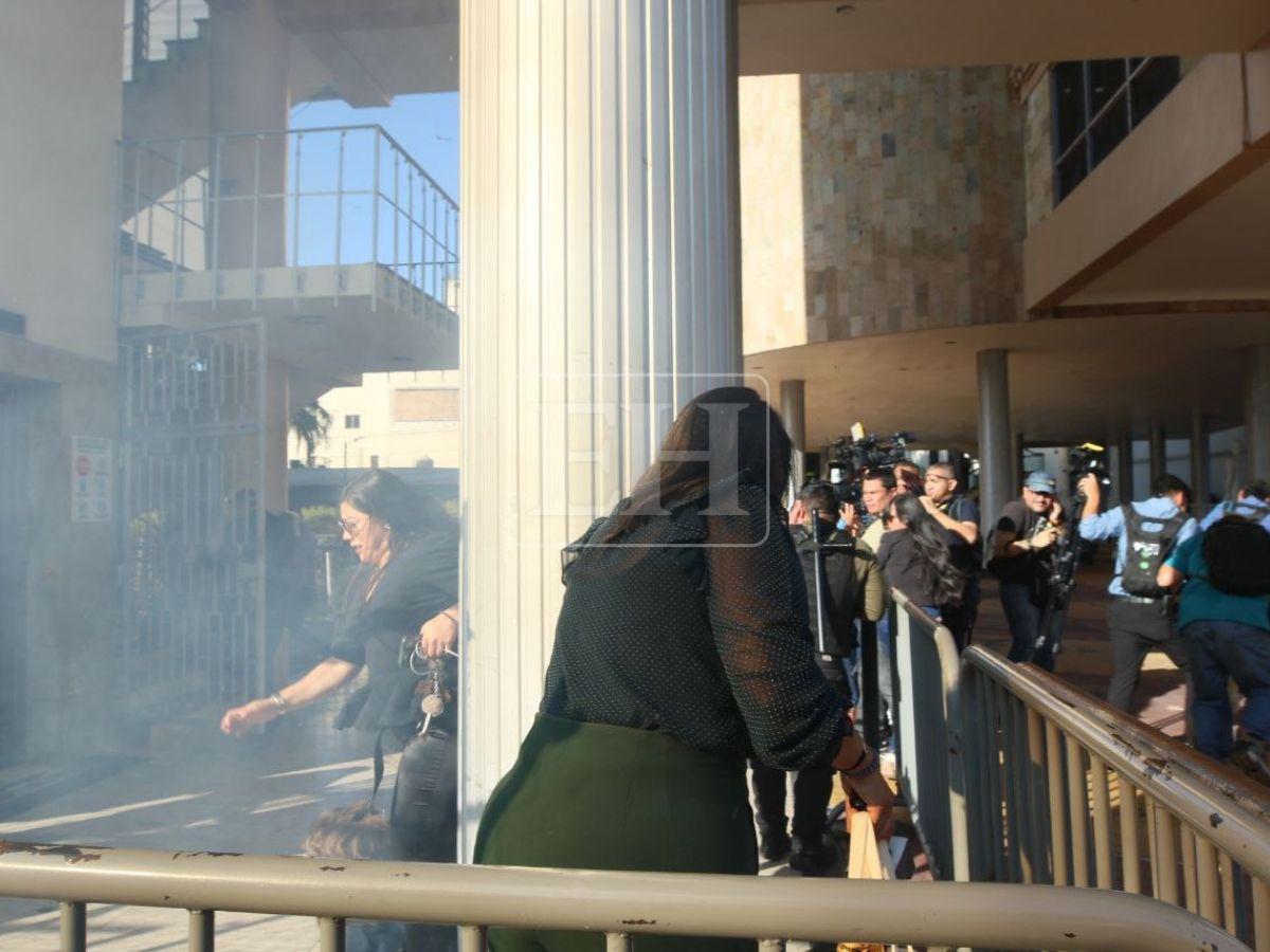 En fotos: Así fue el ataque con explosivo en el CN contra la diputada Gladis López del PN