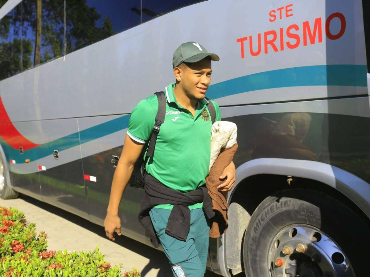 Cobijas, almohadas y la visita de un exministro: Así partió Marathón hacia Tegucigalpa