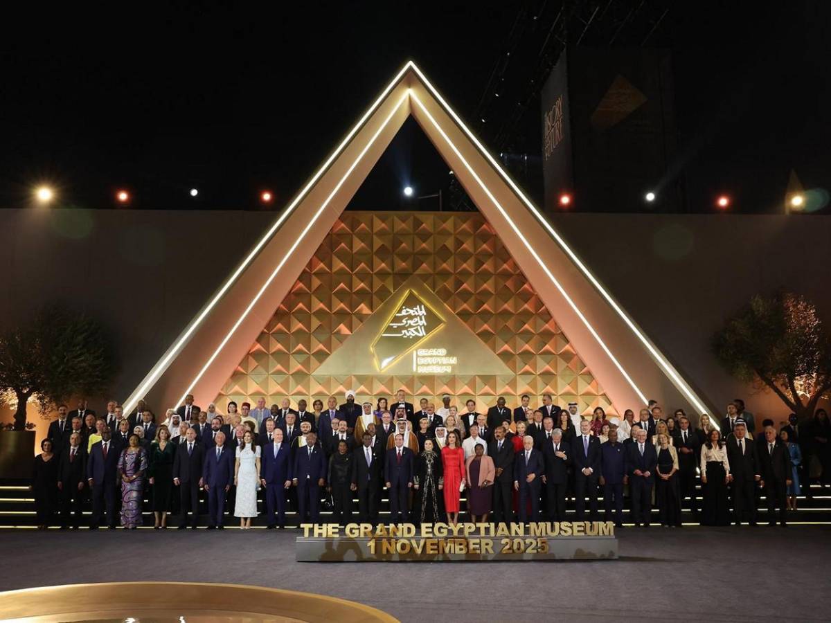 Así es el Gran Museo Egipcio, la 'cuarta pirámide', que hoy abrió sus puertas