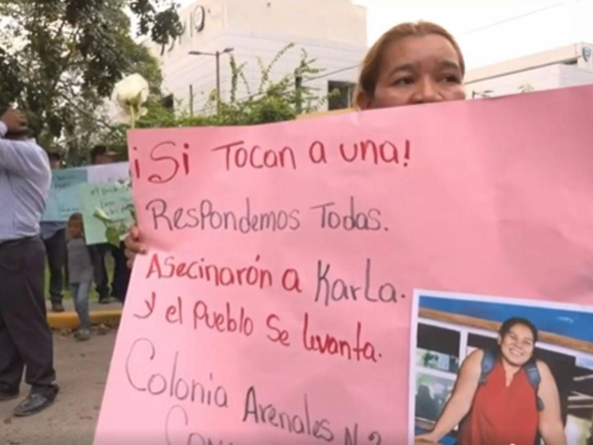 Capturan a joven vinculada a crimen de dirigente patronal en SPS, ¿ella le dio la señal al sicario?