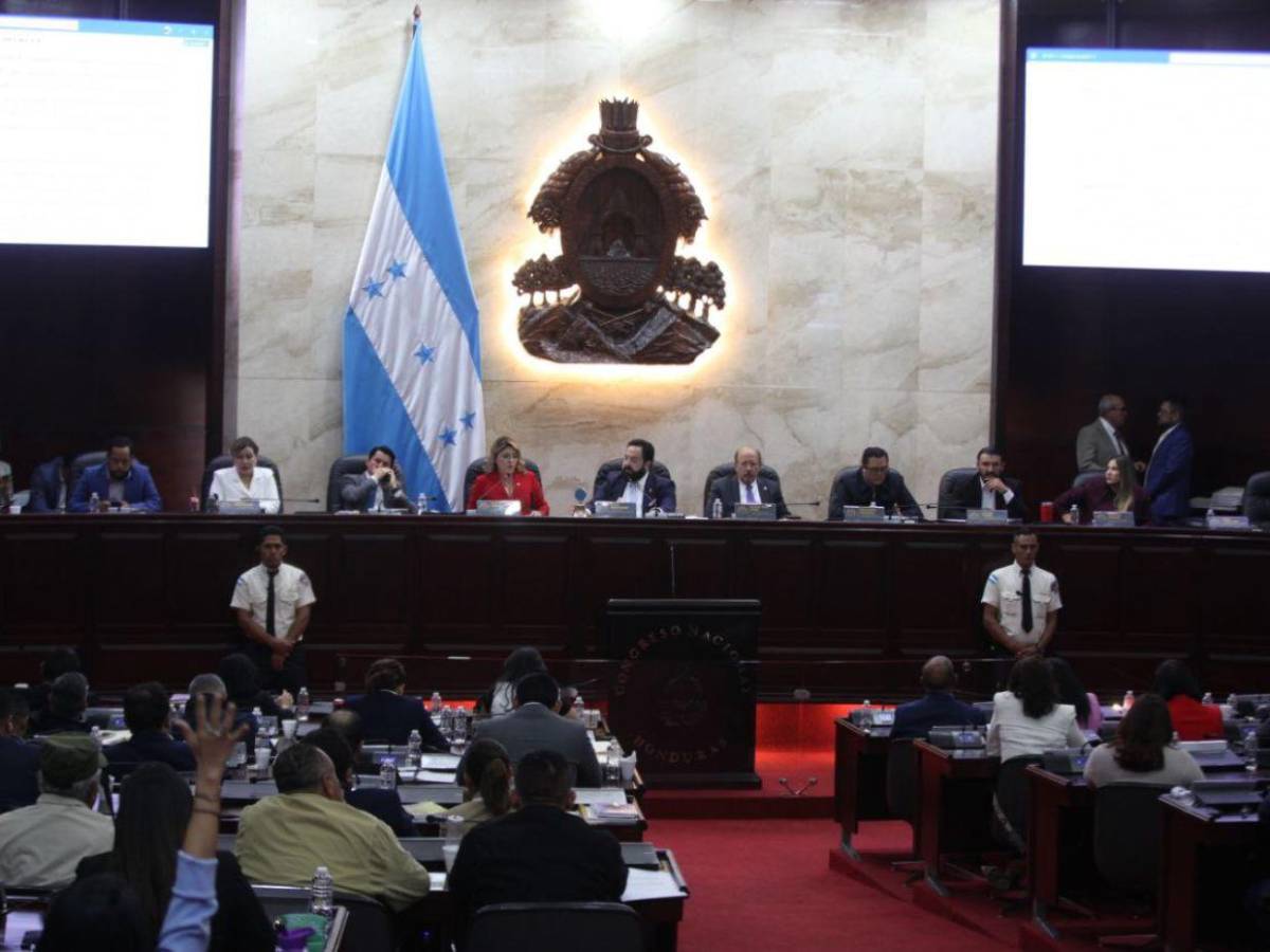 ¿Cuántos diputados se eligen por departamento en las elecciones generales de Honduras?