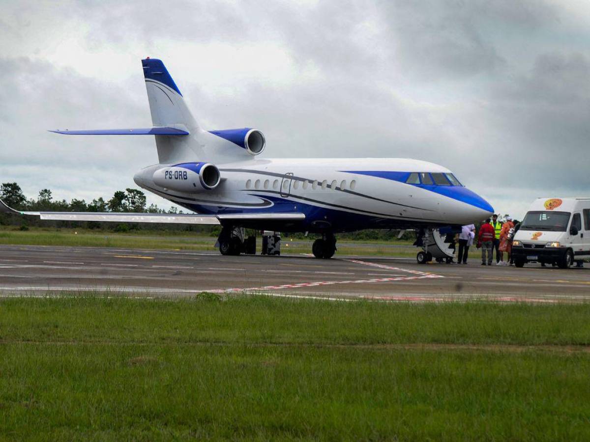 Avión de Neymar aterrizó de emergencia en el norte de Brasil