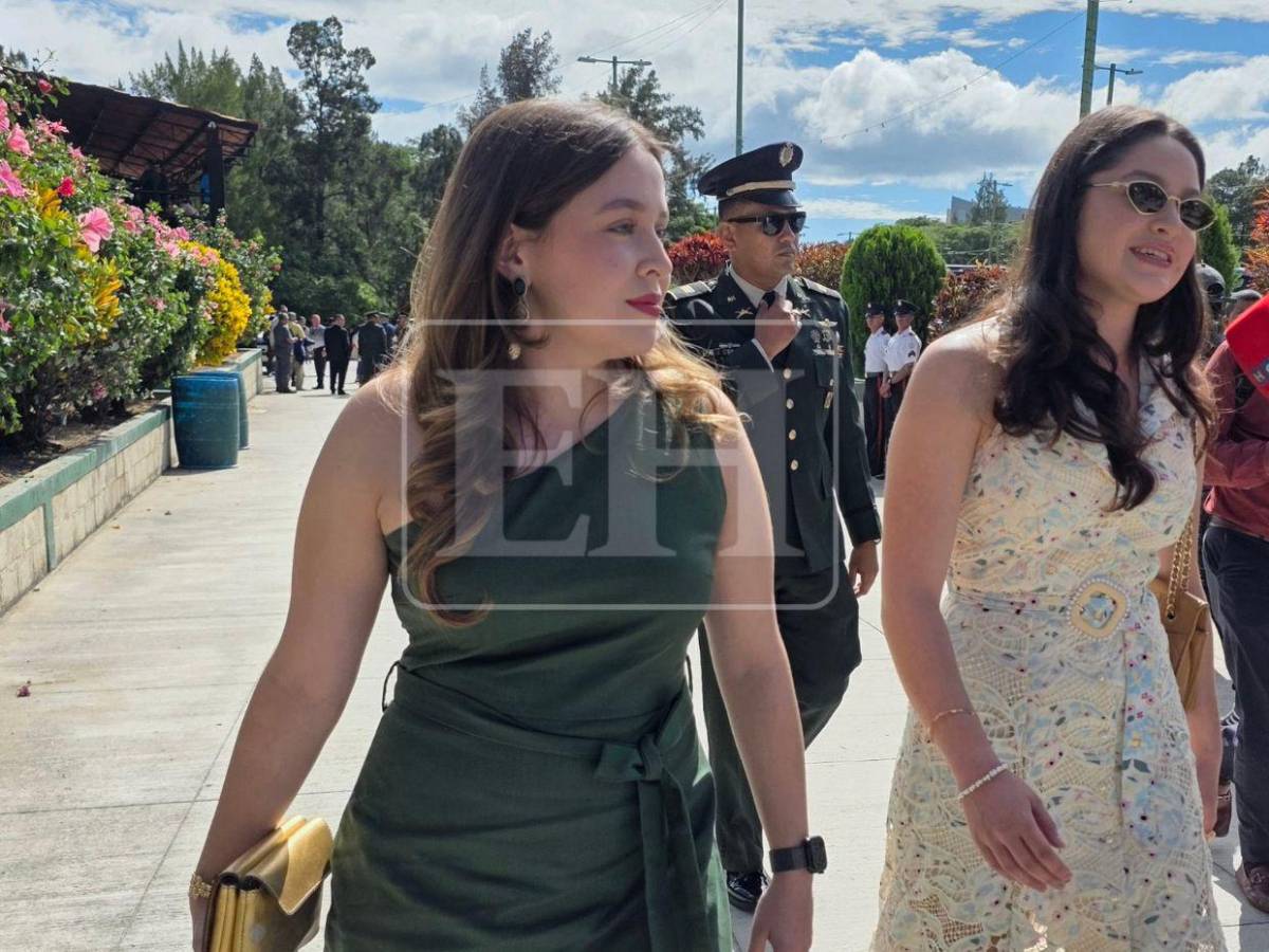 ¿Por qué asistieron las hijas de JOH a la ceremonia de traspaso de mando en las FF AA?
