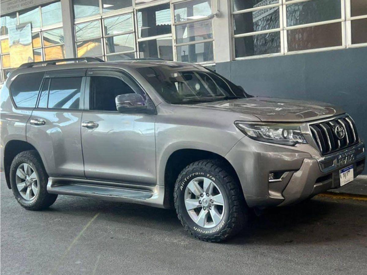 No sabía que andaba con su amante: esposa del apóstol Chago sobre su detención