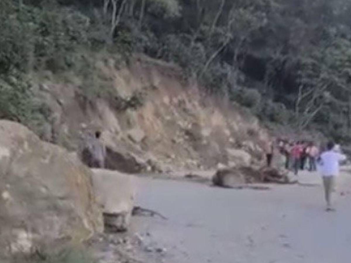 Totalmente inhabilitada: así despedazó falla geológica la carretera a Ocotepeque