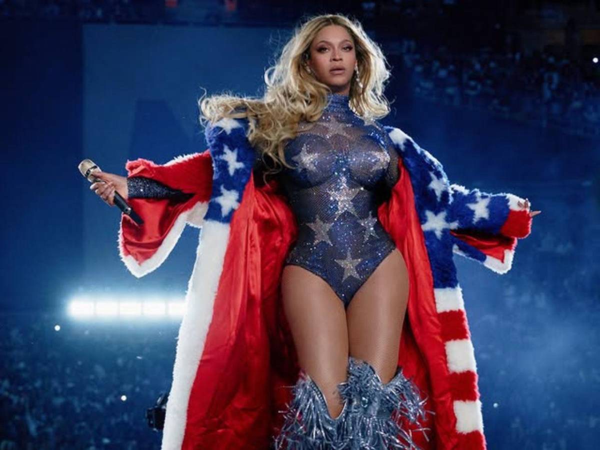 ¿Es Beyoncé un genio artístico o una máquina de marketing?