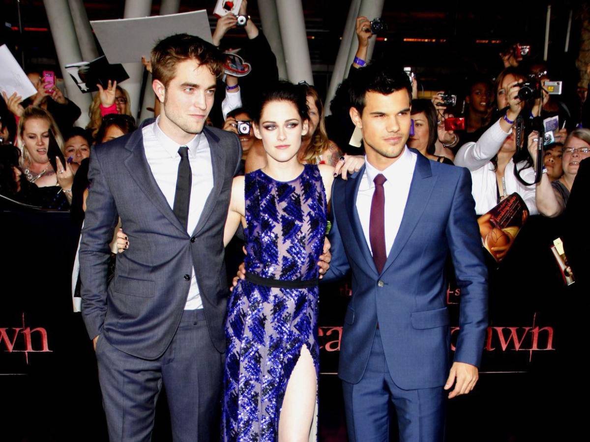 Robert Pattinson revela lo que vivió tras Harry Potter: Me la pasaba tocando en bares