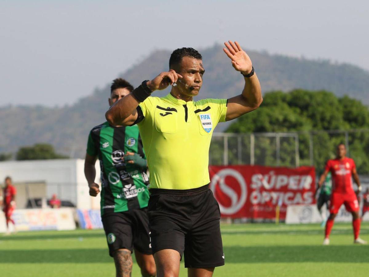 Llevaba una línea, que era descenderlos: El mensaje del presidente de Real Sociedad