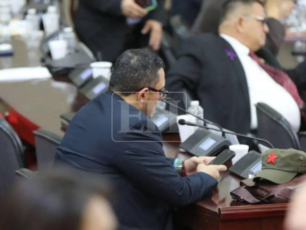 Anomalías en plaza inventada de Edgardo Casaña con la que ganaba L 53 mil mensuales