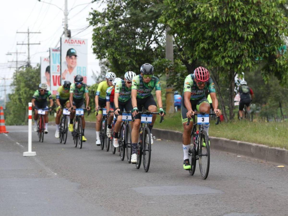 Hombres y mujeres de élite en la Vuelta EL HERALDO 2025