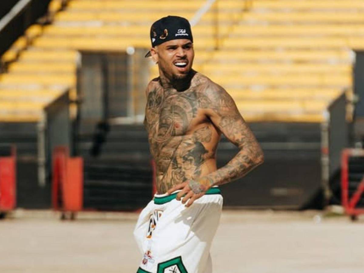 Tras arresto por agresión, Chris Brown queda libre bajo fianza