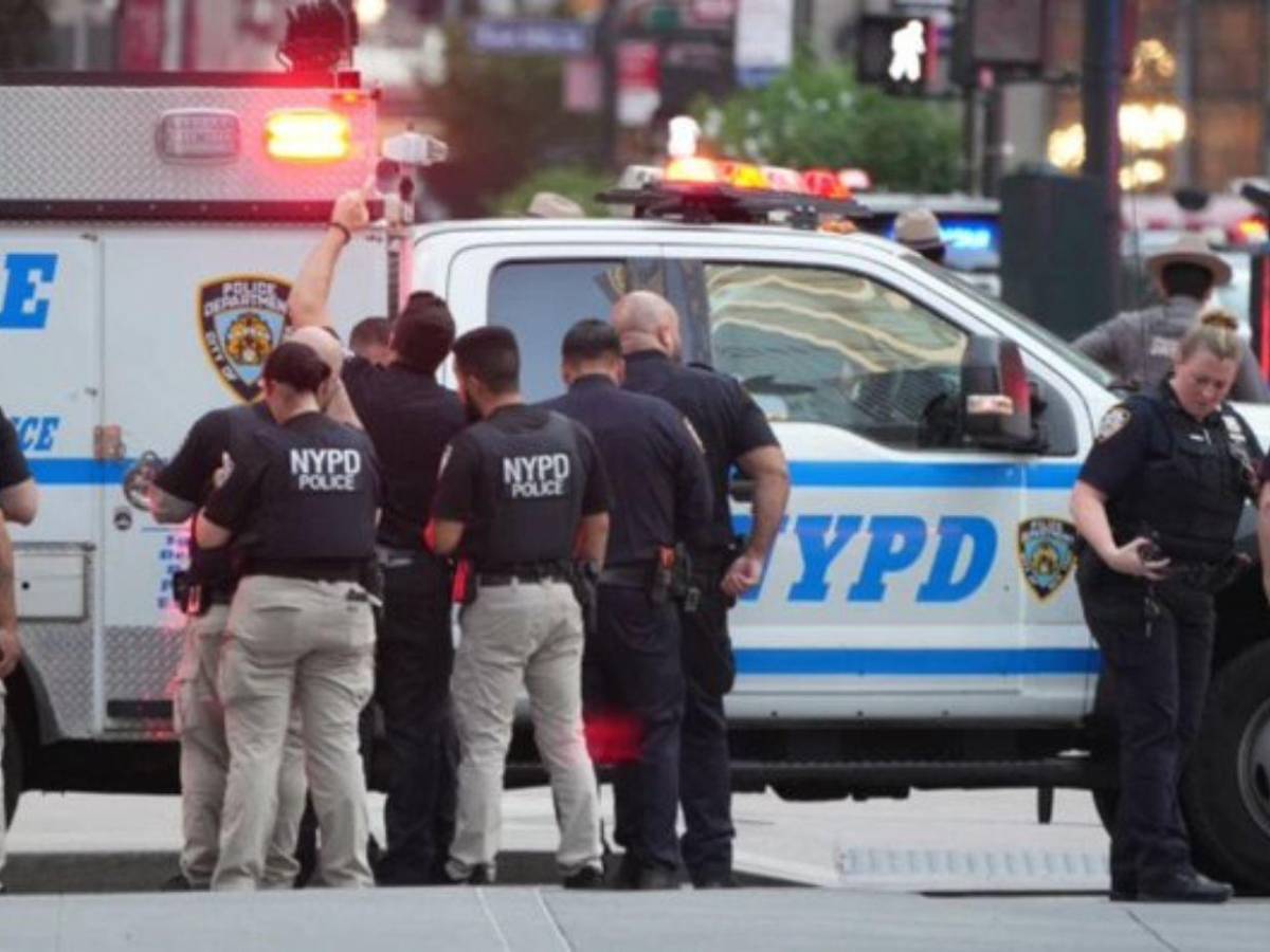 Empujó a un anciano de 83 años a las vías del metro: Arrestan hondureño en EE UU