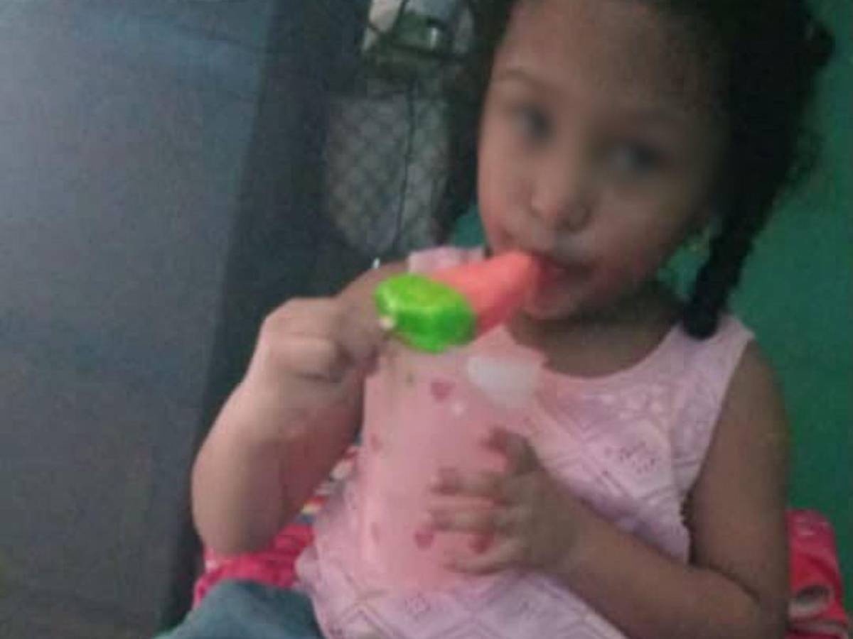 Quedaron atrapadas: Delmis Ramos y su pequeña murieron en el accidente en Yoro