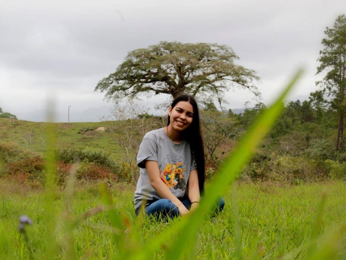 Stephany Elvir disfrutaba de su luna de miel cuando un rayo le quitó la vida; su esposo está herido