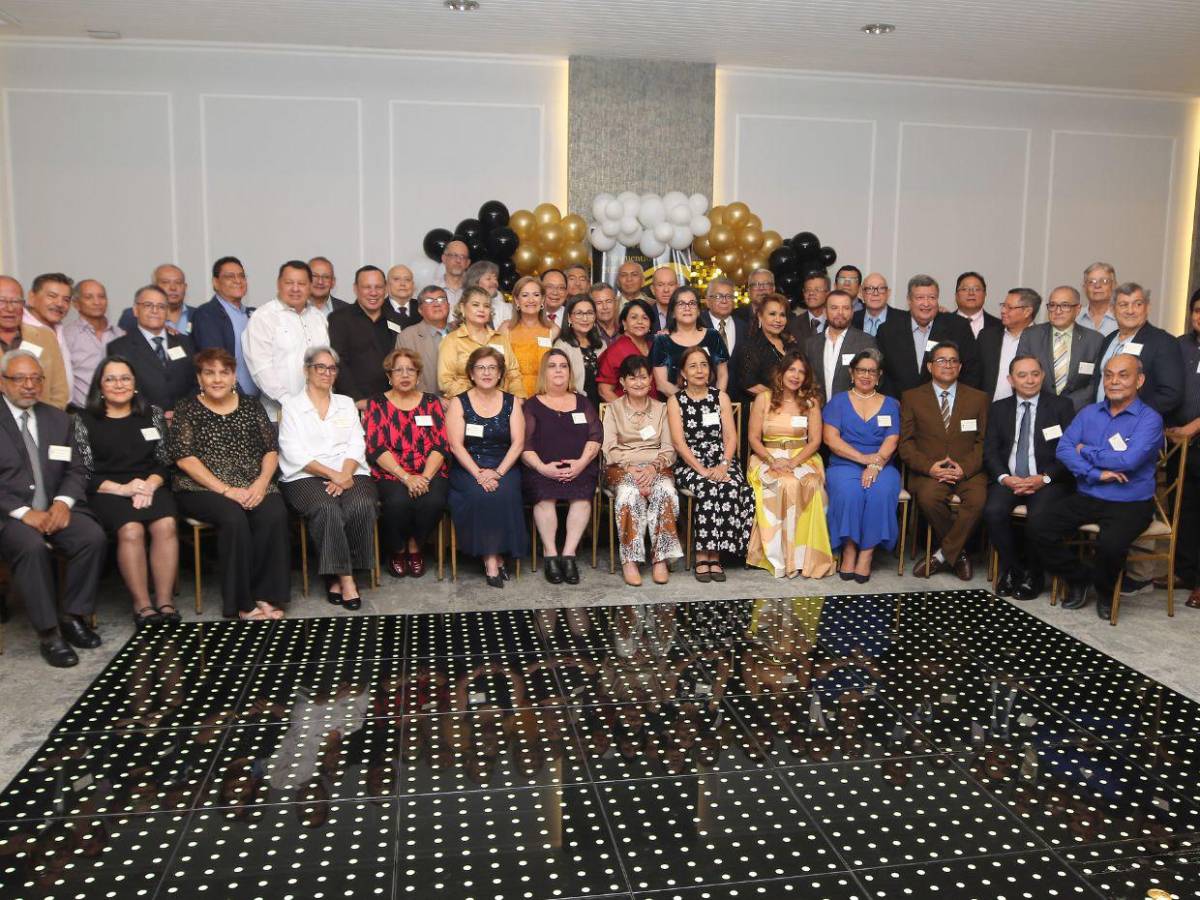 Generación 1983: Médicos internos celebra su 42º aniversario en Tegucigalpa Generación 1983: Médicos internos celebra su 42º aniversario en Tegucigalpa