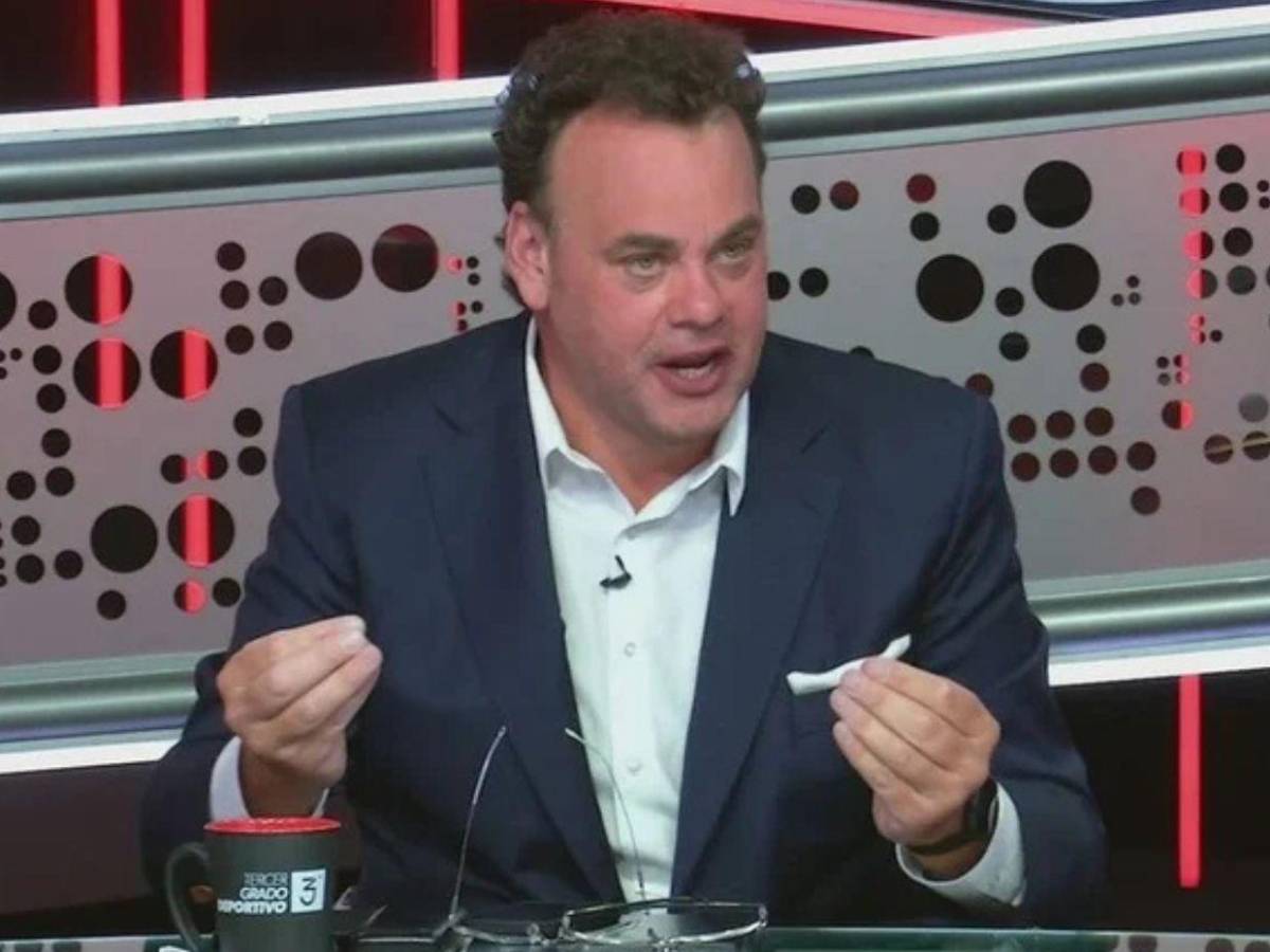 Faitelson sacude redes al revelar problema de José Ramón Fernández con la cocaína