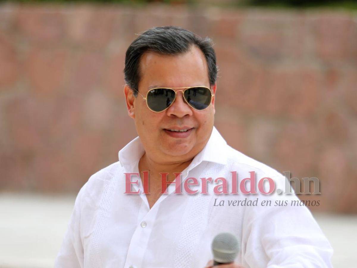 Ricardo Cardona también fue nacionalizado nicaragüense