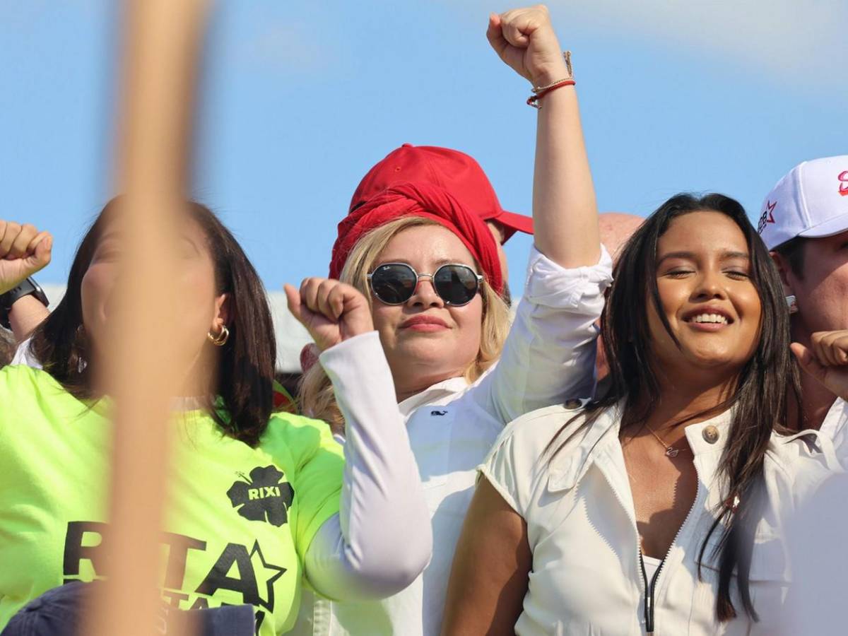 Rixi Moncada cierra campaña este sábado en SPS y mañana en la capital