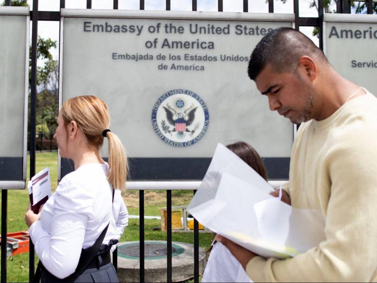 ¿Qué es la lotería de visas suspendida por Trump tras el tiroteo en EE UU?