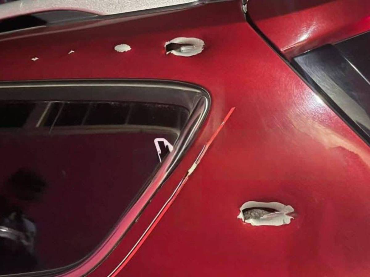 Iba con su hijo y el carro recibió seis disparos: atentado contra alcalde de Quimistán