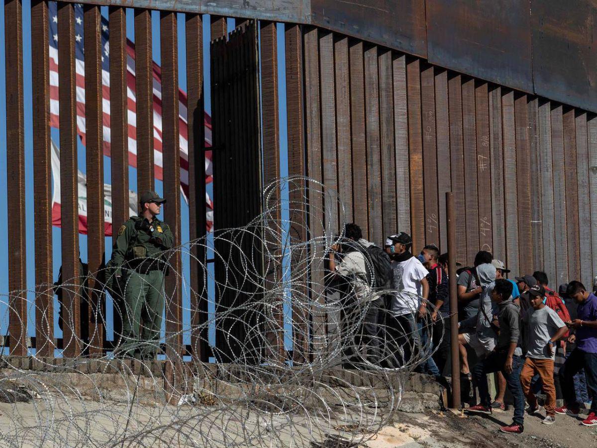 Estados Unidos acuerda con México aceptar solicitudes de asilo de migrantes de 4 países