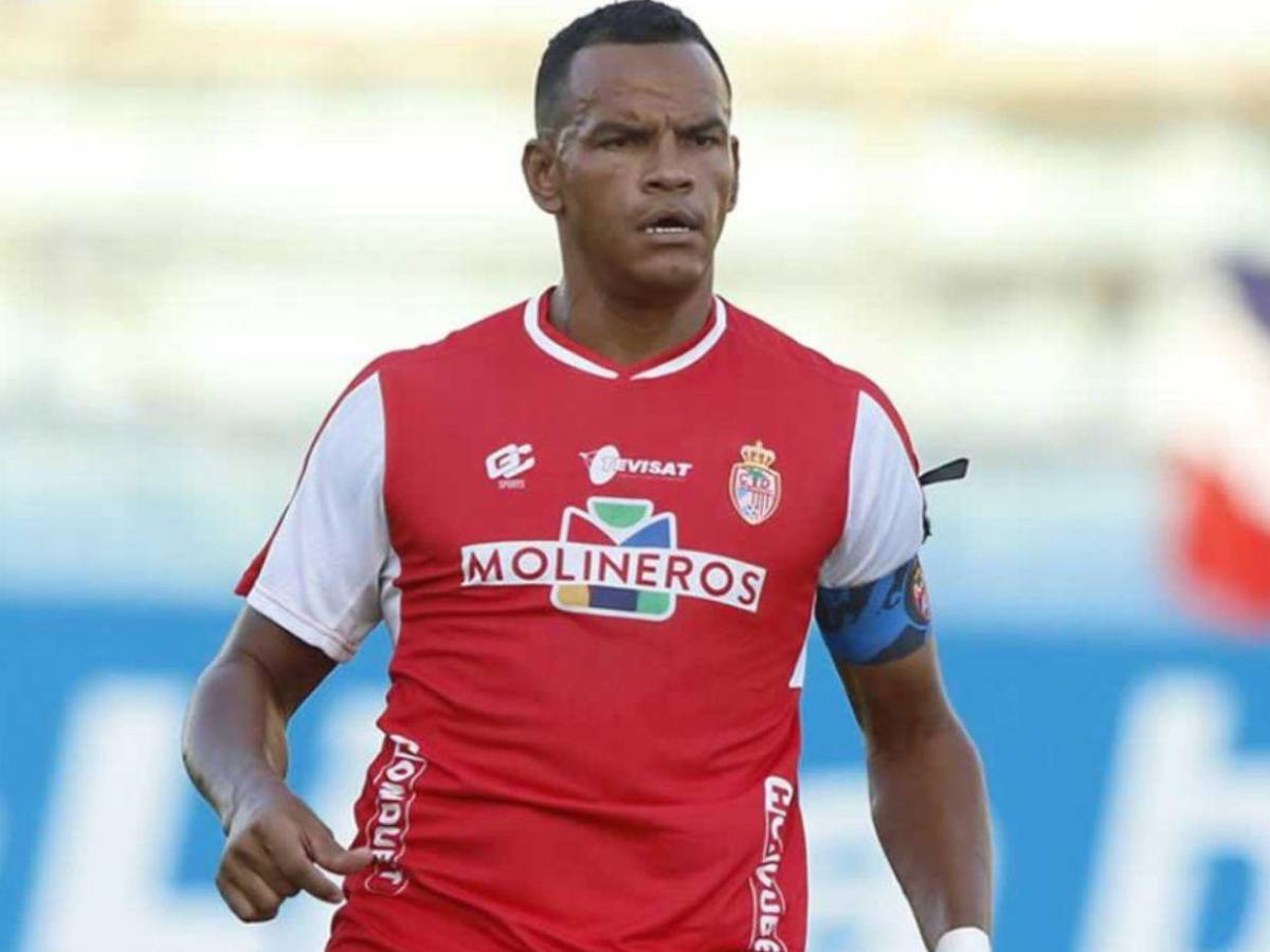 Fichajes: Seleccionado nacional a Rusia, Motagua con más bajas y, ¿peligra Rueda?