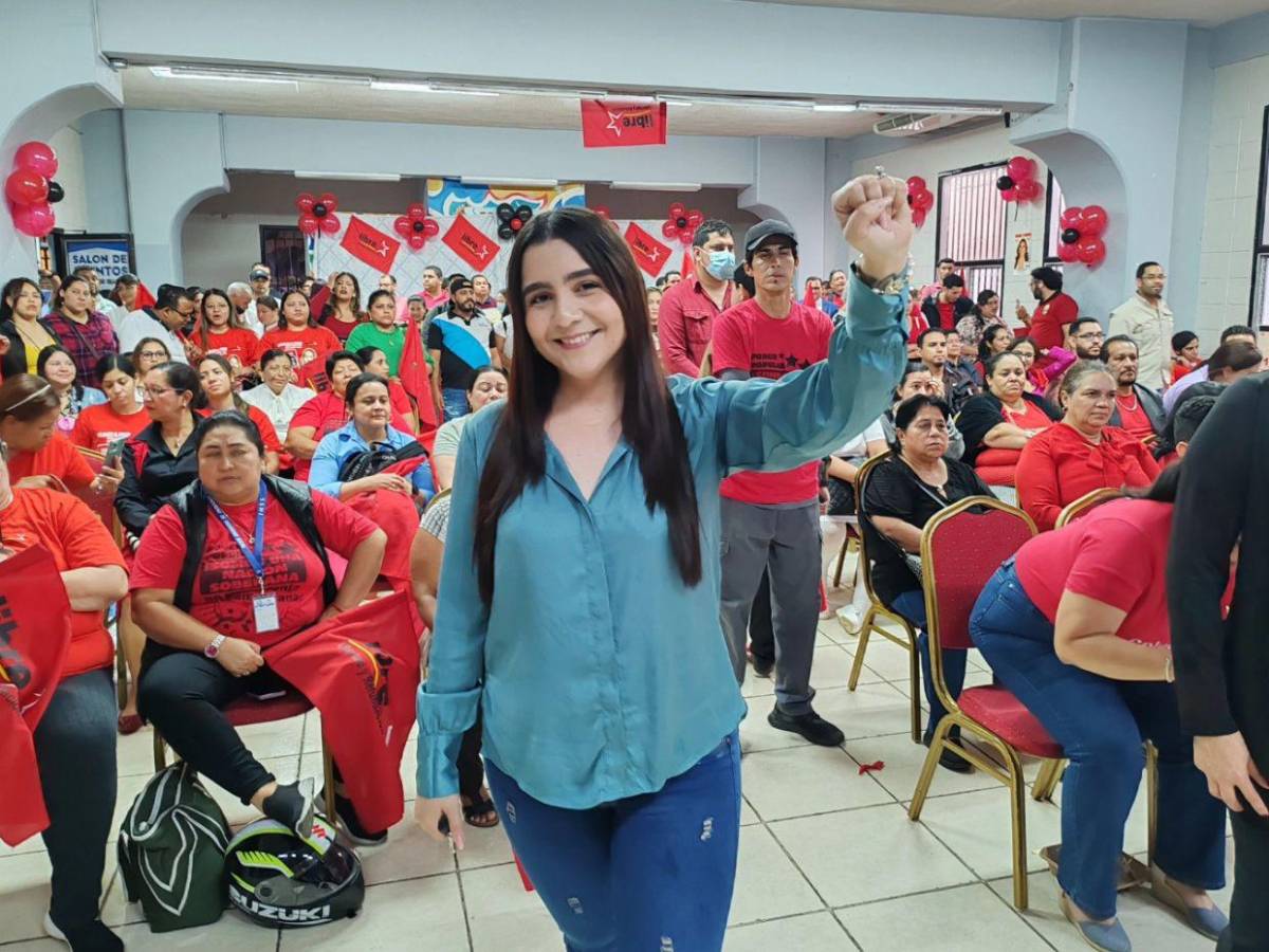 ¿Quién es Lucy Guerrero, la guapa candidata tatuada que rompe tabúes y está llegando al CN?