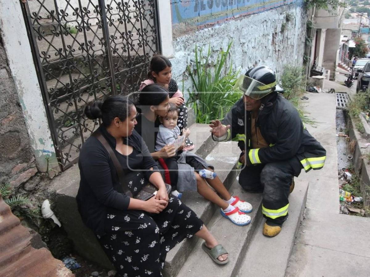 Solo escombros quedaron tras incendio en barrio San Martín; familias quedan sin hogar