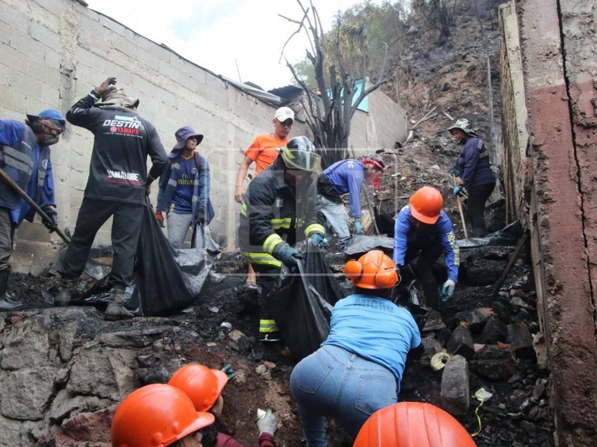 Solo escombros quedaron tras incendio en barrio San Martín; familias quedan sin hogar